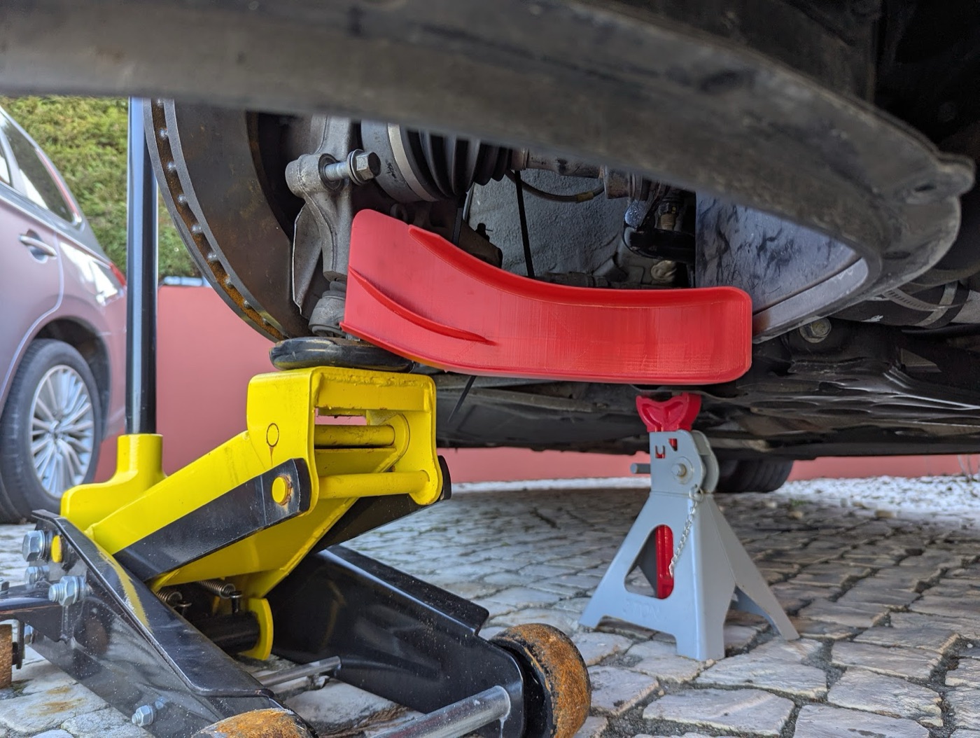 Guide fitted to bumper inlet