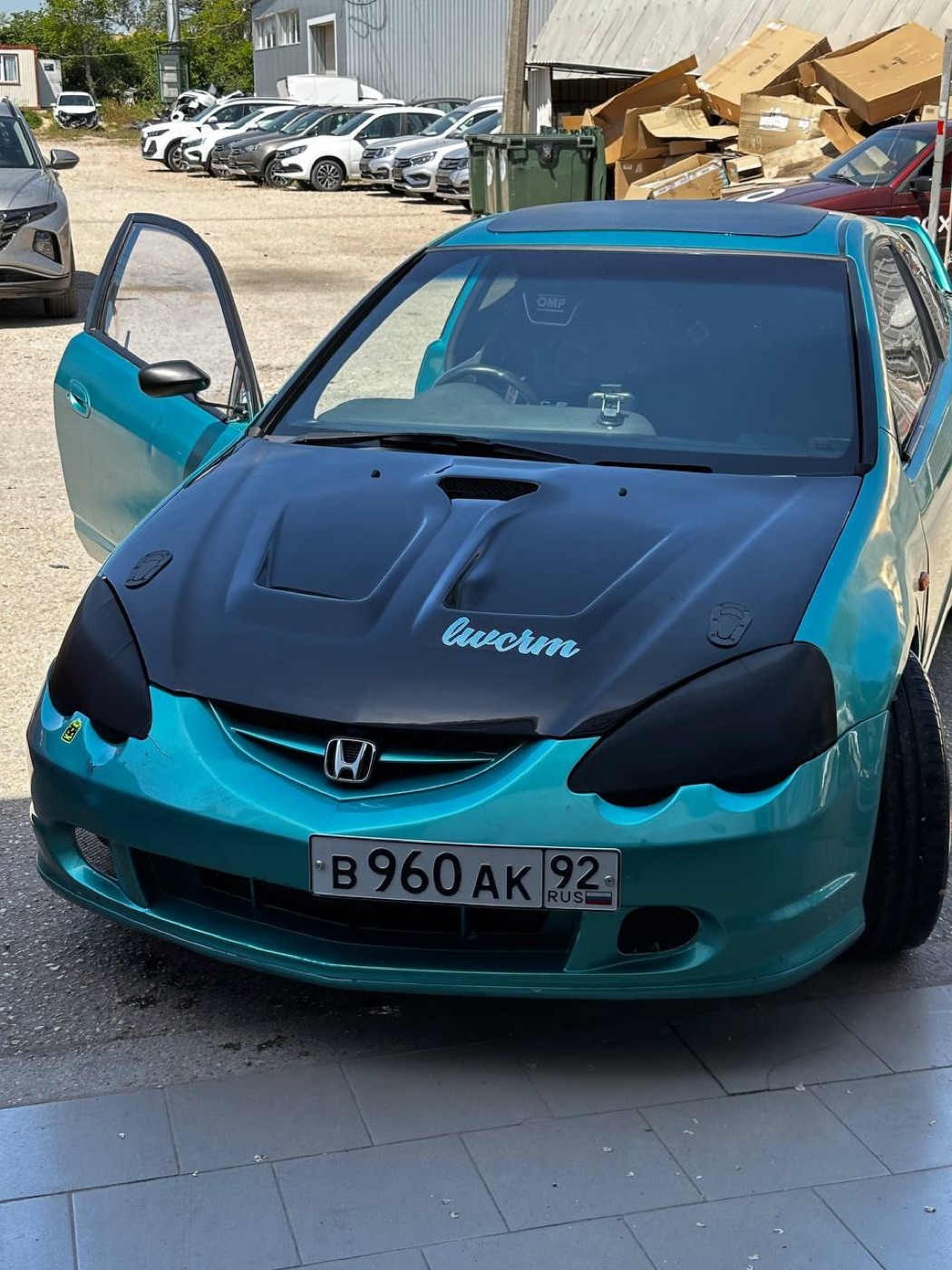 DC5 cap — front profile