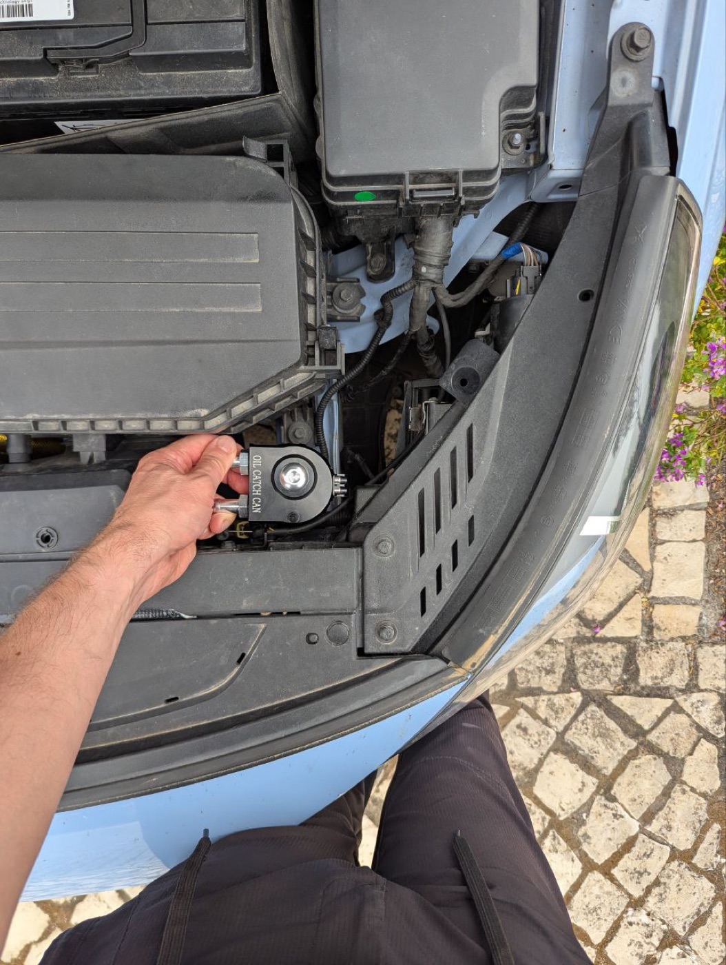 Catch can mount install detail