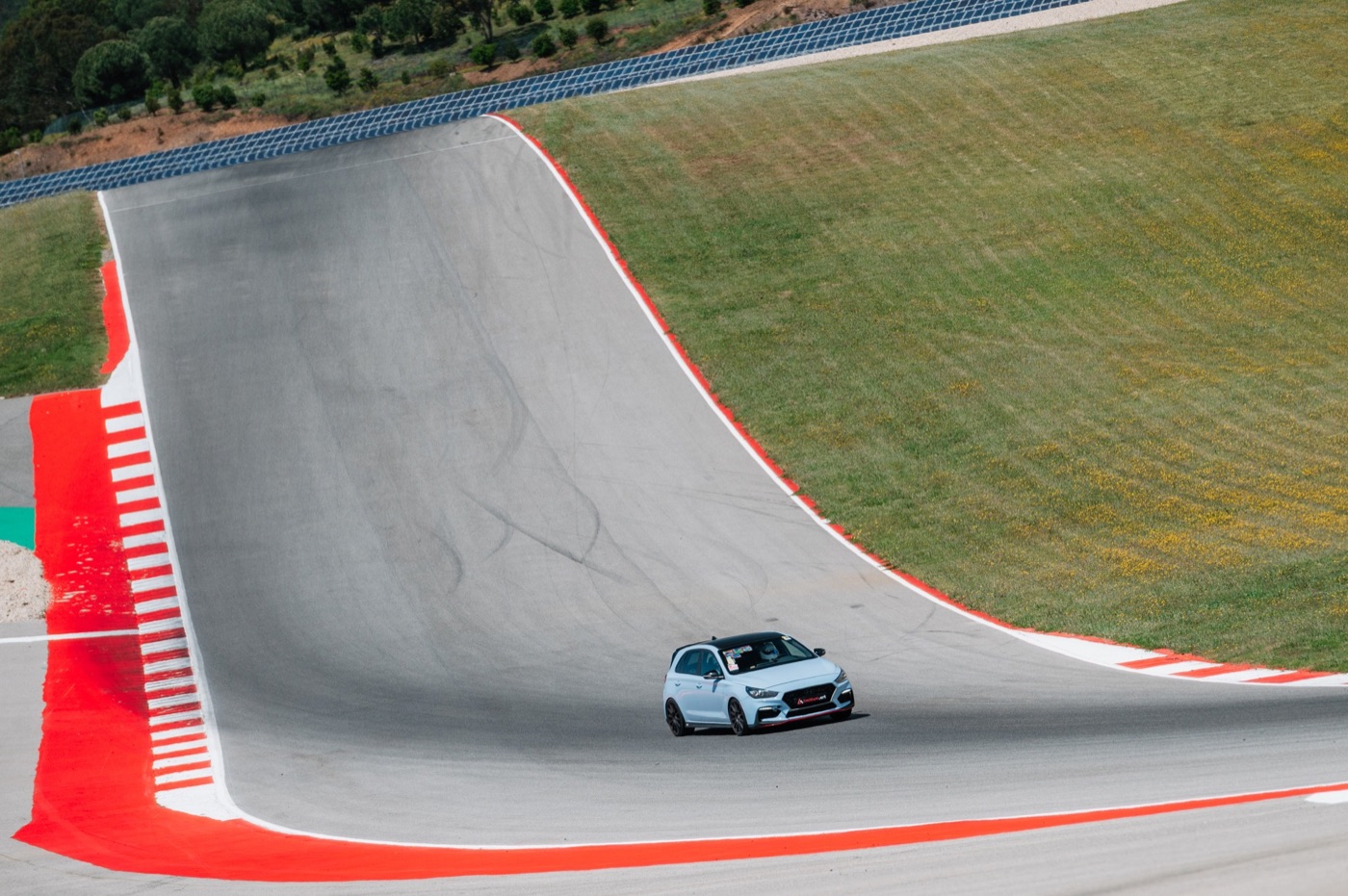 i30N flat out on straight